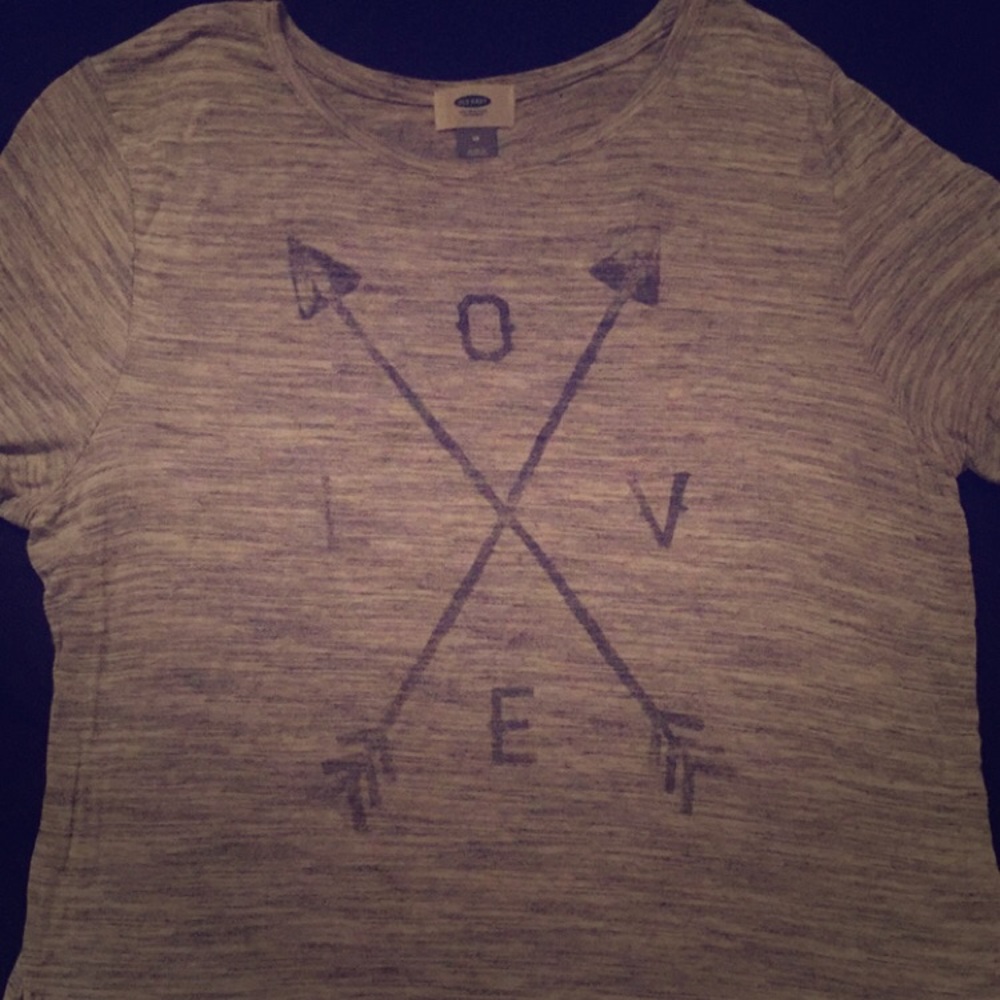 LOVE Old Navy TShirt Medium